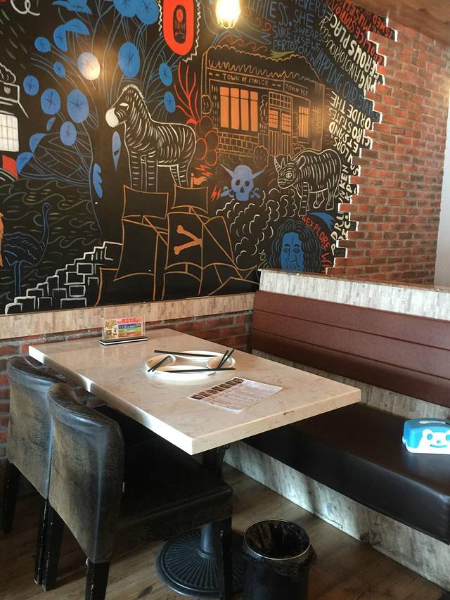 欢乐烤鱼吧(佳山路店)