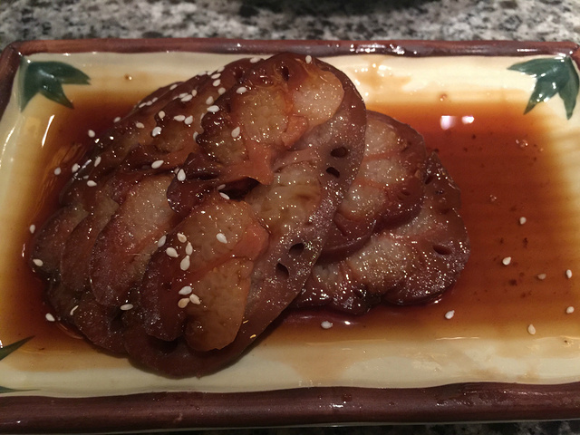 元\/串,名曰臭吃则香,味美价廉,本人每次必点菜之