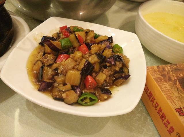 杨林闻氏兄弟酸菜鱼昆明店(白云路店)