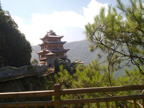 九龙祭瀑布群旅游景点攻略图