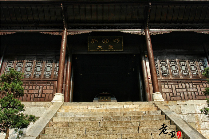 庄园沿用了中国唐代时期的建筑模式,这主要和第十一世土司余达父有关