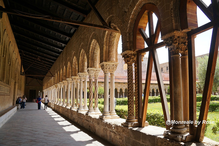 蒙雷阿莱大教堂