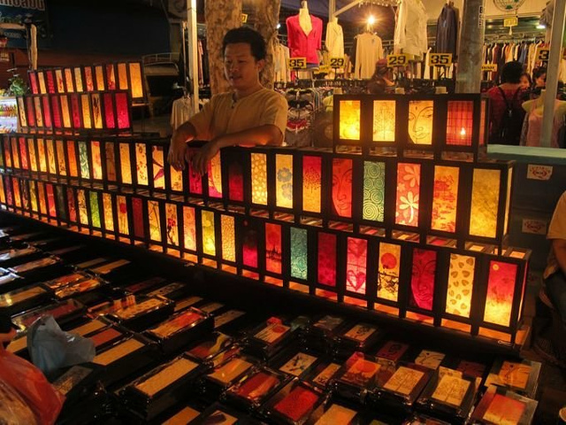 2023各种商品琳琅满目,一定会有你喜欢的,相信我!但东西都大同小异,并