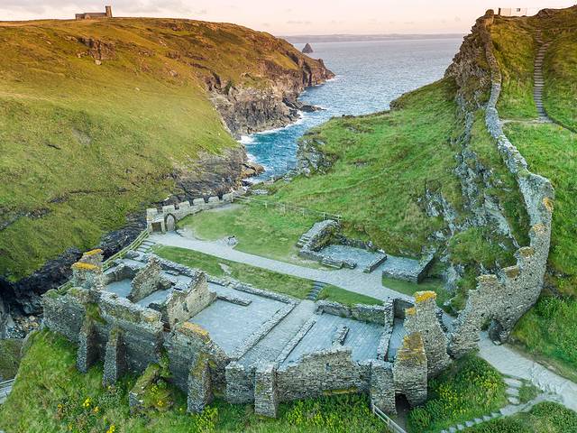 在英国感受原汁原味的亚瑟王传奇