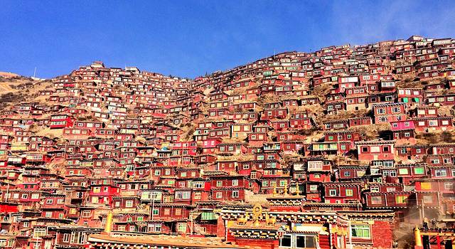 红色虔诚 色达五明佛学院 21色达县游记 色达县旅游 自助游 自由行 游玩攻略 去哪儿攻略