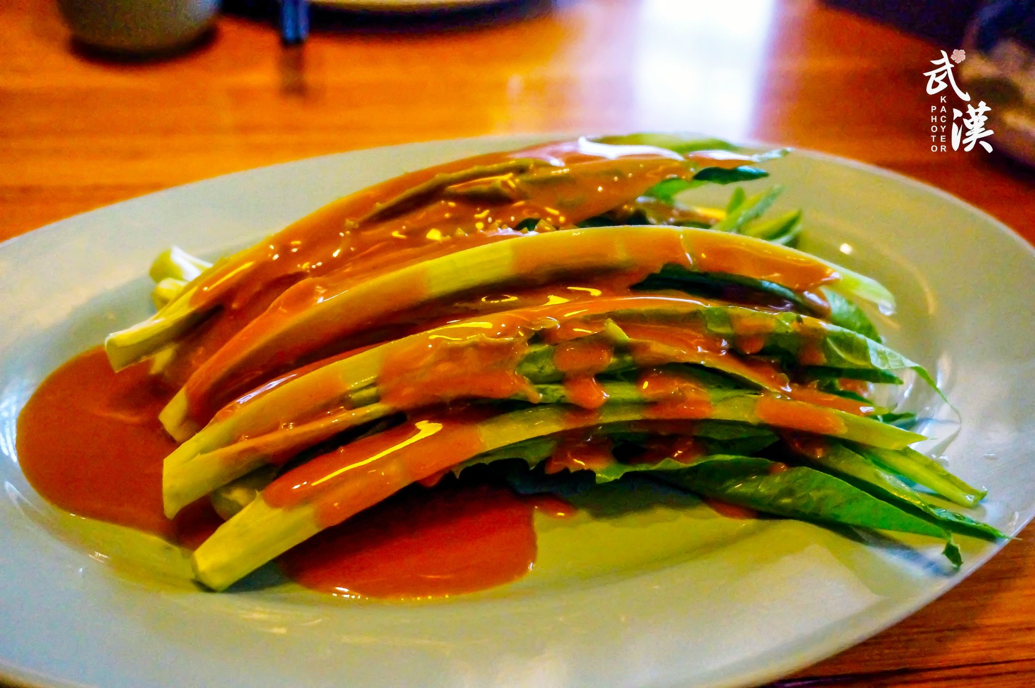 麻酱凤尾超级入味的小米蒸排骨牛肉豆皮,甩蔡林记的豆皮十条街红糖