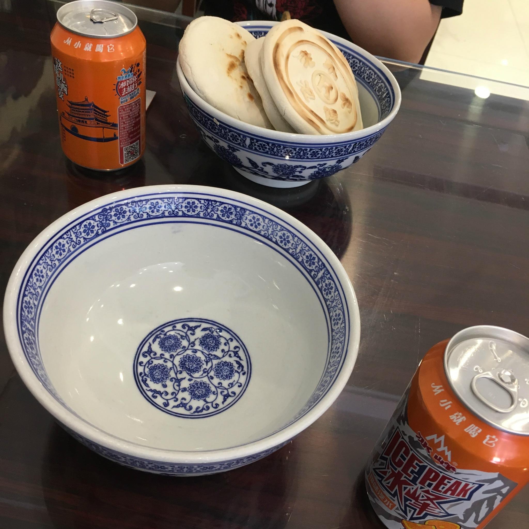 都是大碗,很豪气的感觉