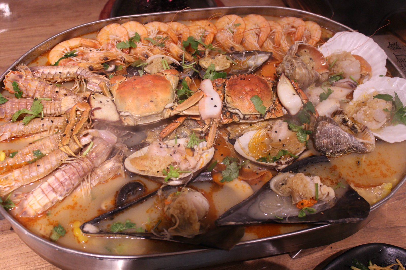 2023饭局海鲜订食(梅江总店)美食餐厅,调料腌制的小龙虾味道味道很.