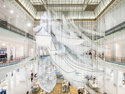 乐蓬马歇百货le bon marche