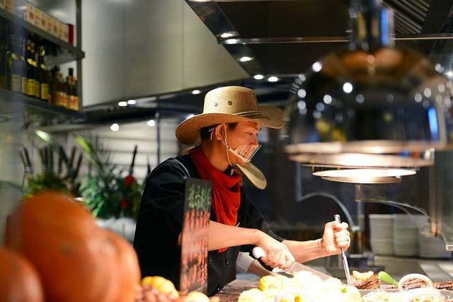 塘厦三正半山酒店沙利文西餐厅