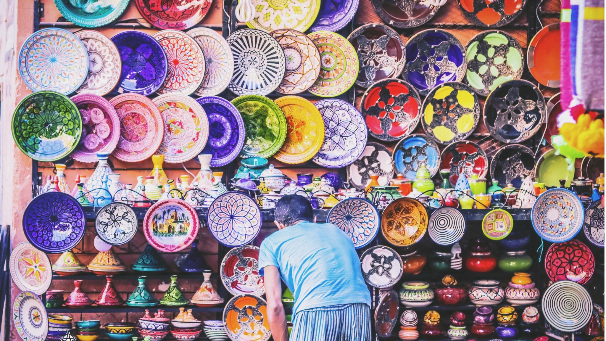 小伙拦住搭讪,他们会凑上前去泥号,萨瓦迪卡,库尼奇瓦的不停试探着