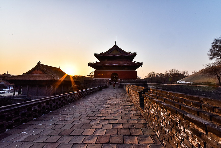 尤其在这个时候来看这里的每个历史古迹更觉得如此