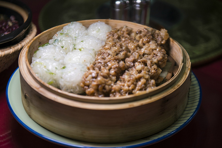 24小时营业的地道客家美食让人忍不住抱着肚皮进扶