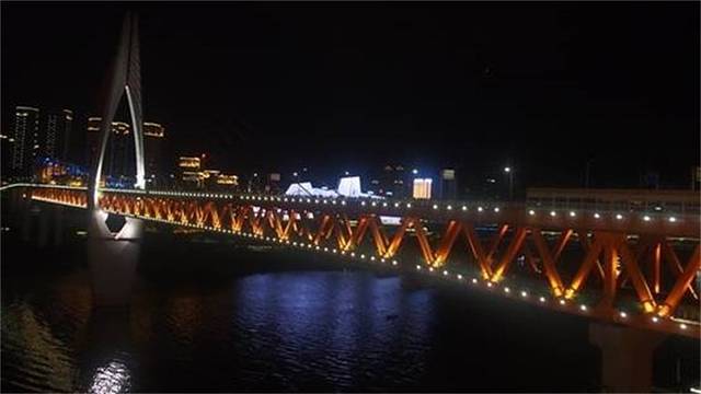 洪崖洞异国美食街