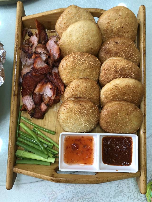 龙香居海鲜家常菜饭店·特色驴肉·古城荤锅