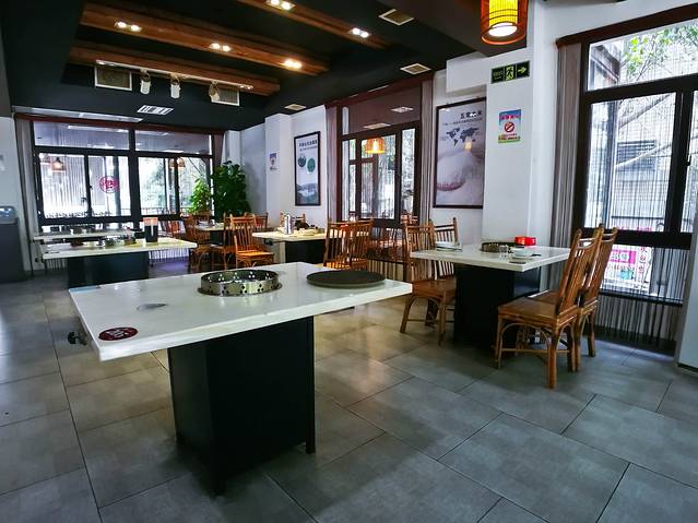 九道菜有鸡鱼头(银亭路店)