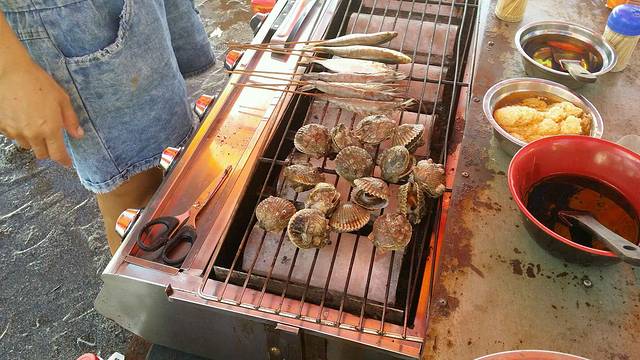 涠洲岛海滩大排档