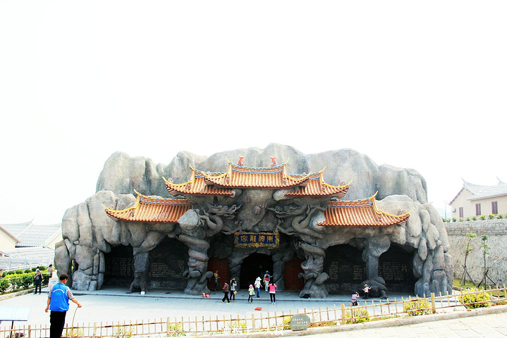 东海龙宫的戏份就是在里面拍摄的!