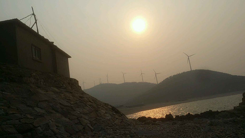 月牙湾公园旅游景点攻略图