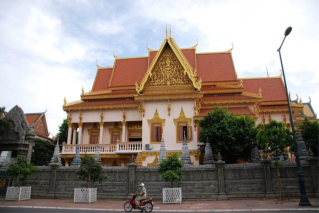 柬埔寨独立纪念碑