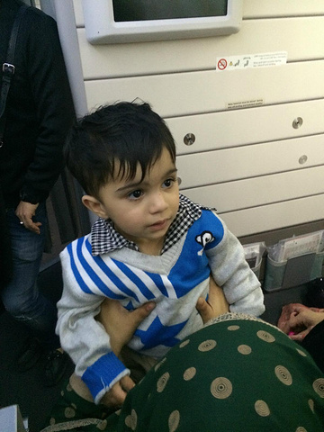 中午坐动车至深圳北--从深圳福田口岸过关--港