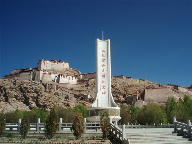 江孜宗山抗英遗址