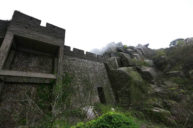 89 首页 游记详情 这个景区以峰,石为特色,寺,洞为主体.