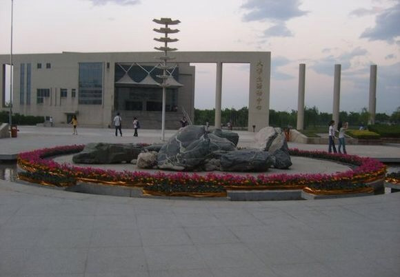 西安邮电大学美食广场