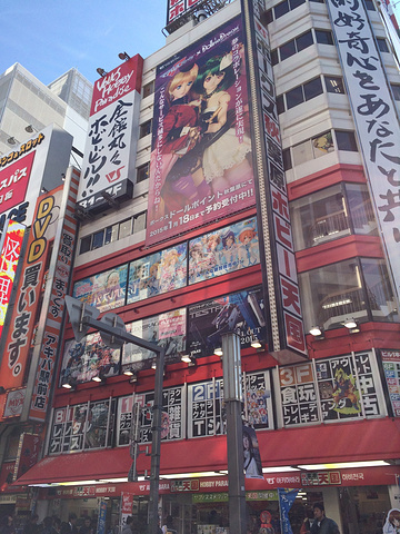 2017秋叶原,宅男圣地。手办、漫画应有尽有来