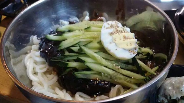 肉类菜谱大全_2018年人均肉类(2)