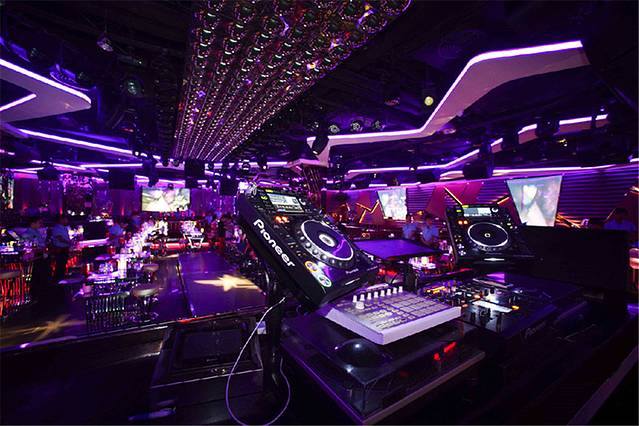 第五大街·酒吧街