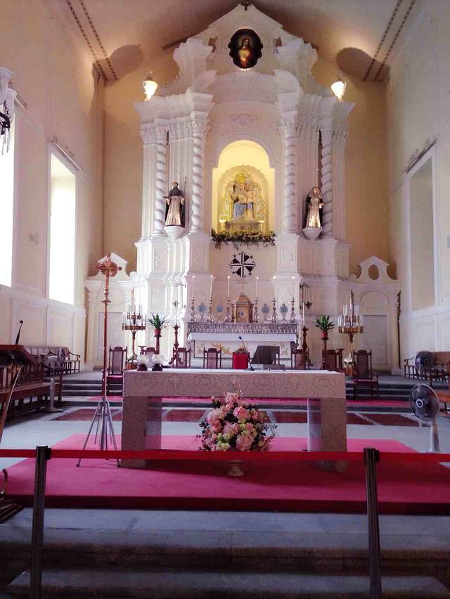 圣母雪地殿教堂