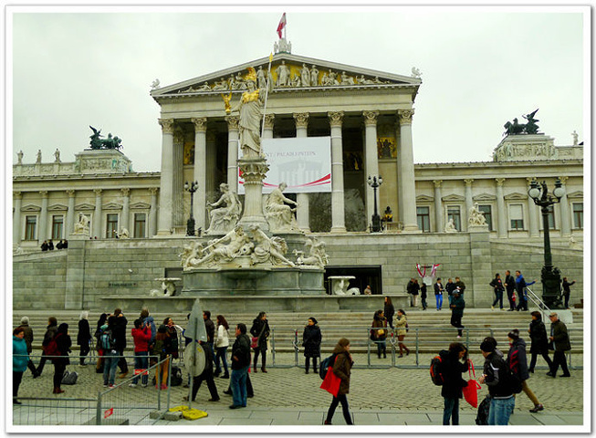 17维也纳著名的玛利亚.65平方公里,是奥地利最