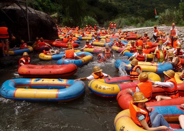 天门山漂流