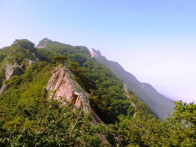 凤凰山小牛背图片