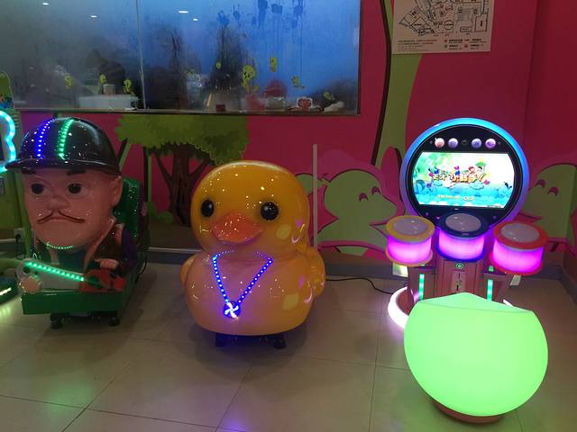 赛克号儿童梦幻乐园（金鹰店）