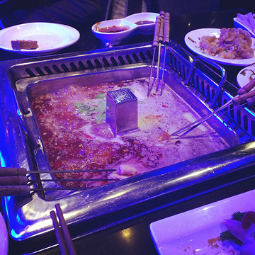 上上谦串串香火锅(徐汇旗舰店)