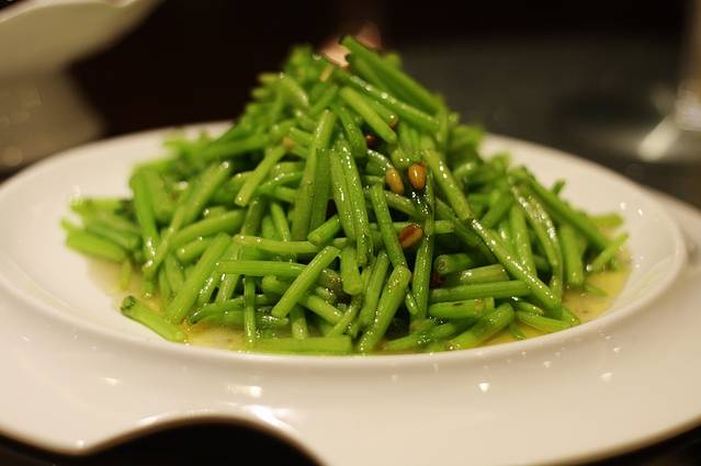 最东北民俗风情饭店(建河街店)