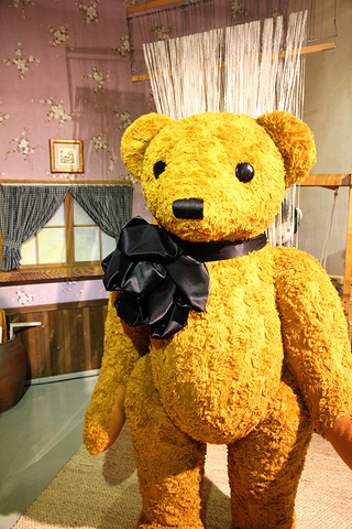 joanne&bear museum这个泰迪熊博物馆卖的泰迪熊感觉要比昨天去的