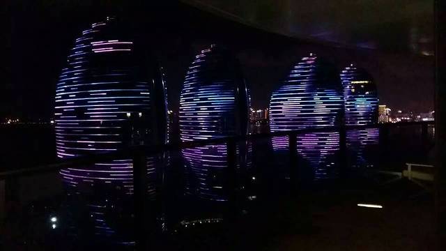 凤凰之星号夜游三亚湾