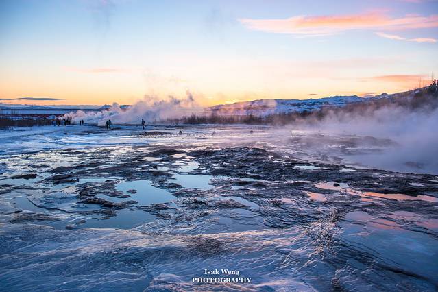 盖锡尔与斯特罗柯间歇泉