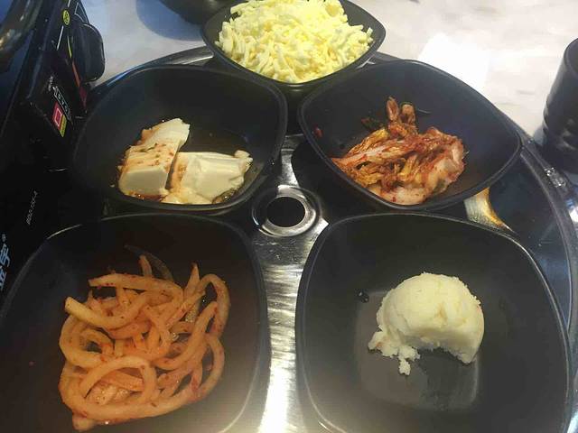 崔家庄木炭烤肉(曹路宝龙广场店)