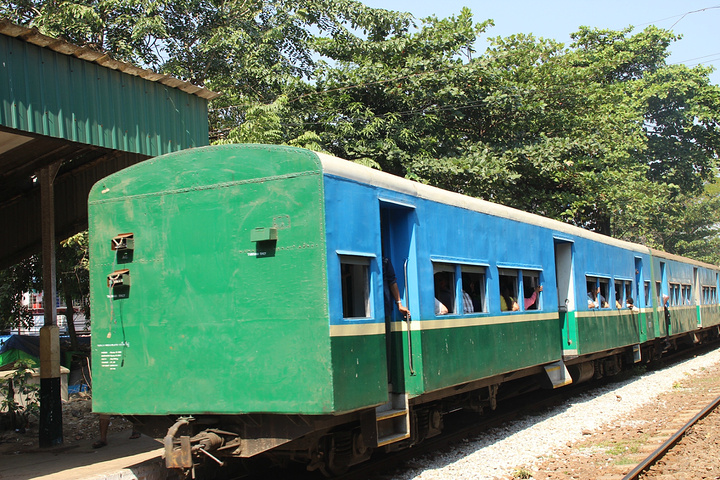 的时候不知道入口在哪里,后来问了个看起来英