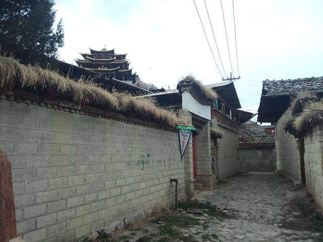 香格里拉手工艺品中心