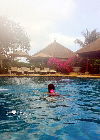 巴厘岛的早晨都是宁静又美好,起床吃完早餐游