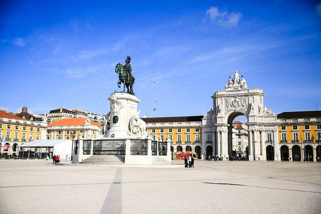 奥古斯塔街之门