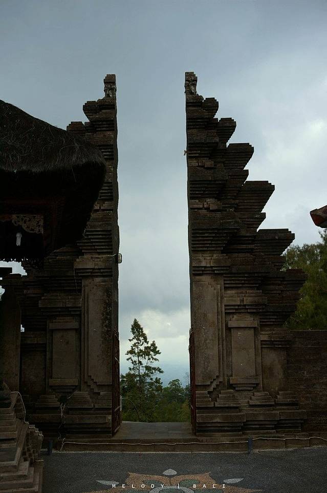 Pura Puncak Penulisan