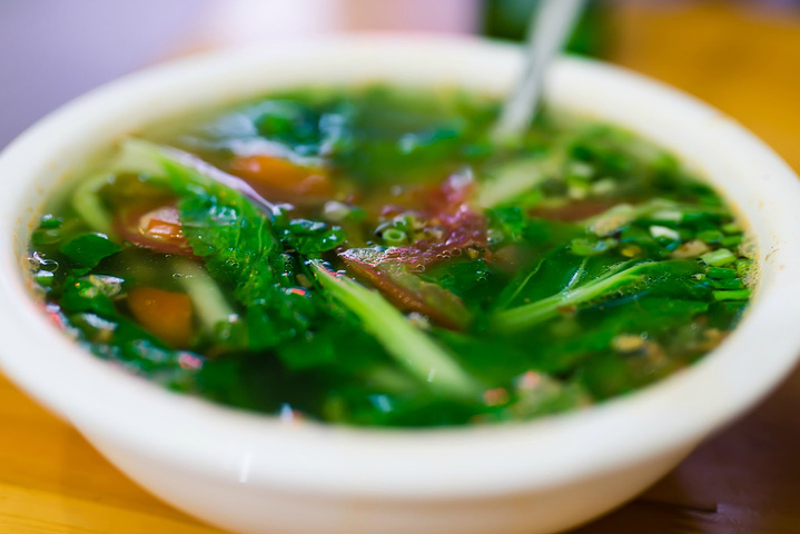 四川特色小菜,毛血旺,不对这个才应该是重庆的,但是到了广元却有了独