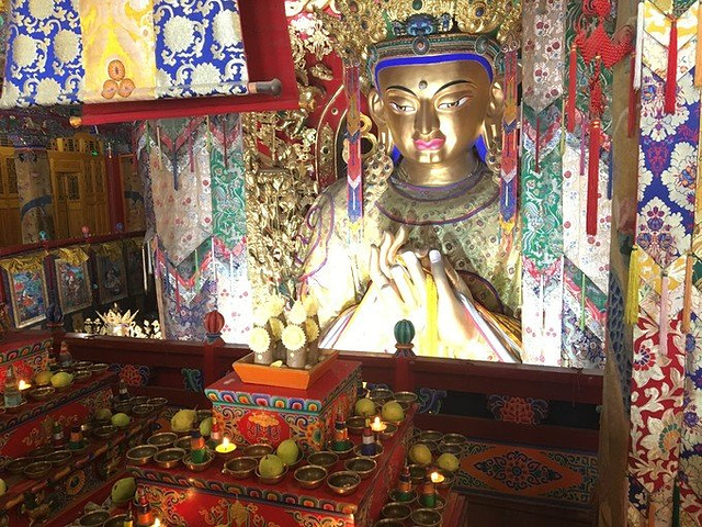 地方玩完了景点就结束了,我喜欢了解一下当地的人文生活_塔尔寺&quot