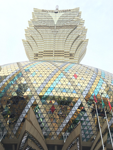 2017先在拱北商场换了澳币, 有很多家_澳门威